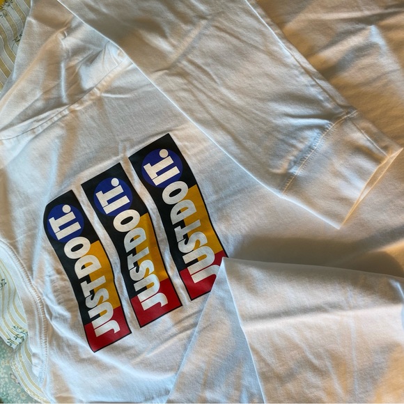 Nike long sleeve tee - Picture 4 of 6